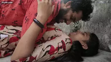 Vaishnavi Boobs Press And Navel Kiss Sr Youtubers Porn Indian Film