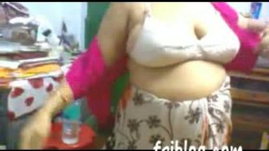 Indian Aunty Dress Change - Big Boobs Aunty Changing Dress In Free Porn Sites porn indian film