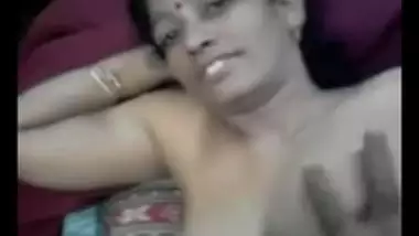 Indore Mature Aunty Gets Gives Amazing Blowjob