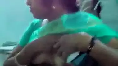 Tamil sex video of a woman in her lunch break