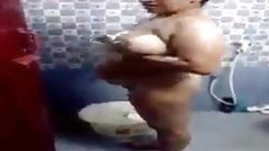 Chennai Housewife Bathing porn tube video