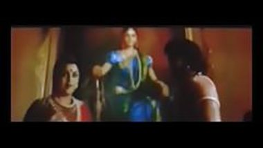 Devsena Porn - Bahubali 2 Full Movie Hindi Dubbed porn indian film