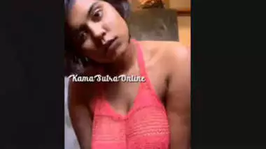 Hot sexy Indian girl making her nude vdo for bf part 1