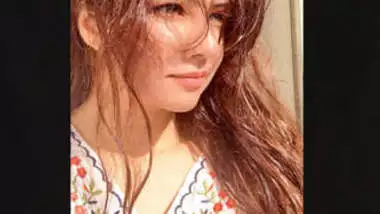 Pakistani Beautiful actress Rabi Pirzada Leaked Video Part 7