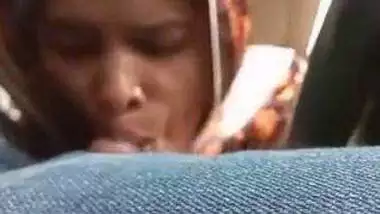 Indian maid sucking cock video