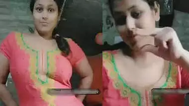 Homely Girl Huge Tits
