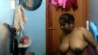 Bhabi bath video