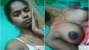 Indian exposes naked boobs without sense of shame cause XXX fan pays
