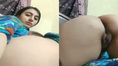 Beautiful Pakistani girl showing her cute pussy