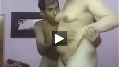 Chubby aunty Slim guy sex video for aunty lovers