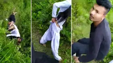 Desi mms sex, Horny Tamil couple was caught fucking outdoor in bushes