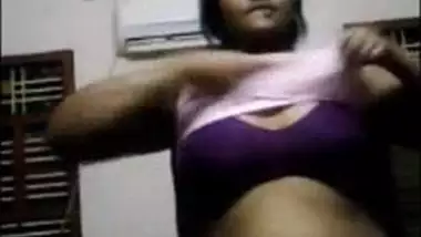 Big boob Bangla girl exposed show on cam for her boyfriend