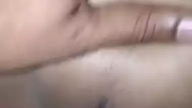 Her shaved pussy fucking