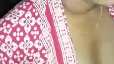 Husband strokes Desi wife's tiny tits during XXX fun in the dark