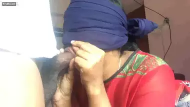 Sexy Bhabhi Streching Pussy Lips ? Movies