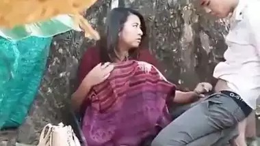 Nepali lovers ke outdoor fuck ka leak mms scandal