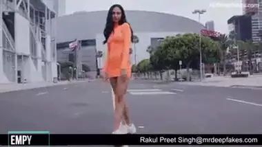 Rakul Preet Singh nude Butt drill