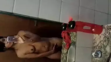 Sexy Nude Indian GF Selfie