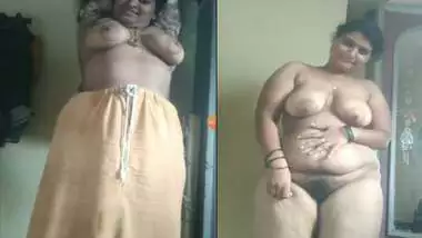 Super hot bhabhi removing nighty nude viral video