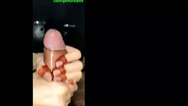 Hot Desi Indian teen Doing good things to the dick