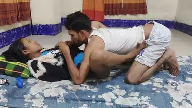 Desi hard-core doggy style Asian fucking in Bangla. Md hanif pk and popy khatun