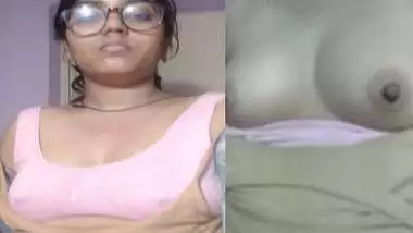 Girlfriend nude pussy and boobs desi viral MMS