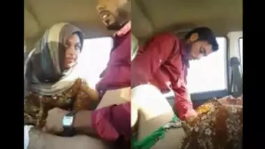 Paki Bhabi Fucked up in Car