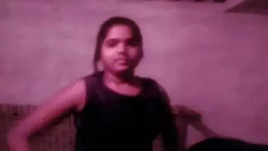 Selfie nude Desi MMS of Bangladeshi bhabhi